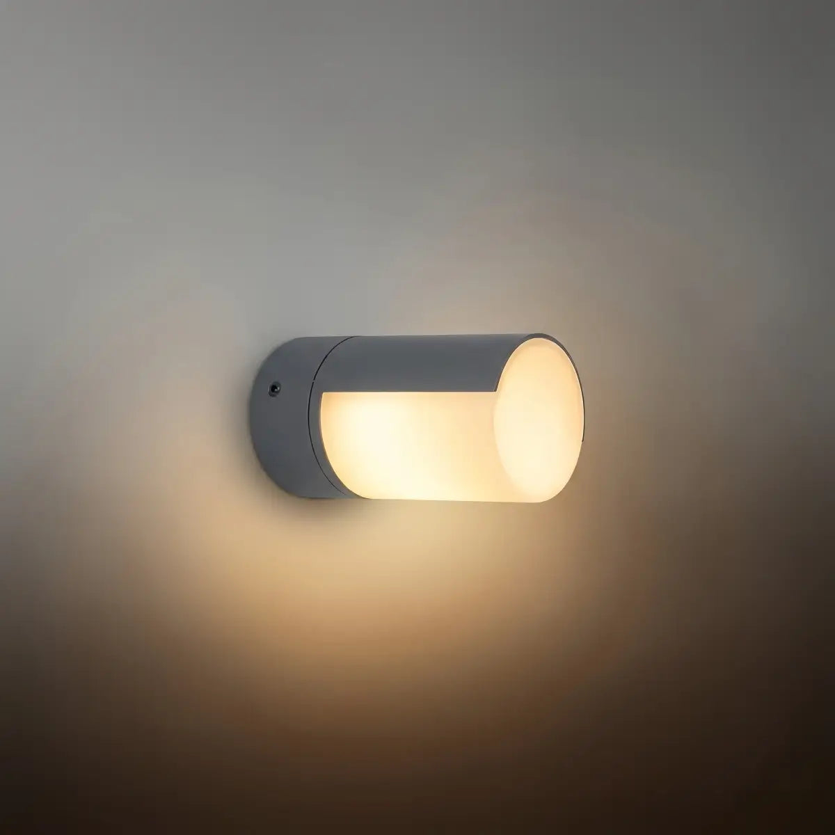 Modern_Outdoor_Wall_Lamp